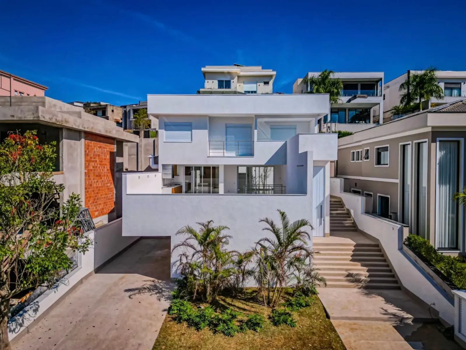 Casa de 364 m² à venda em Alphaville, Santana de Parnaíba — foto do imóvel