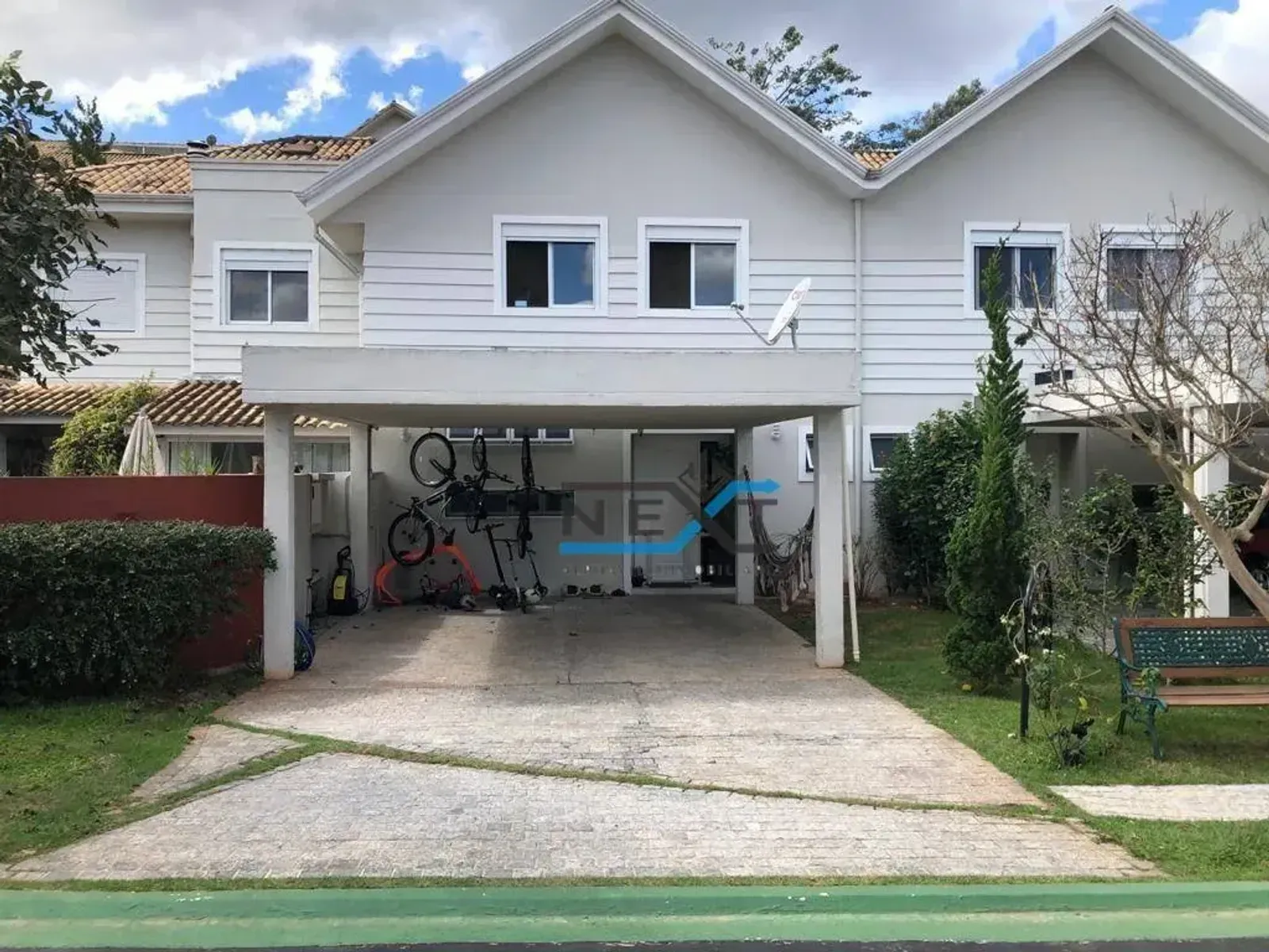 Casa no Residencial Scenic, Santana de Parnaíba, com 220 m² — foto do imóvel