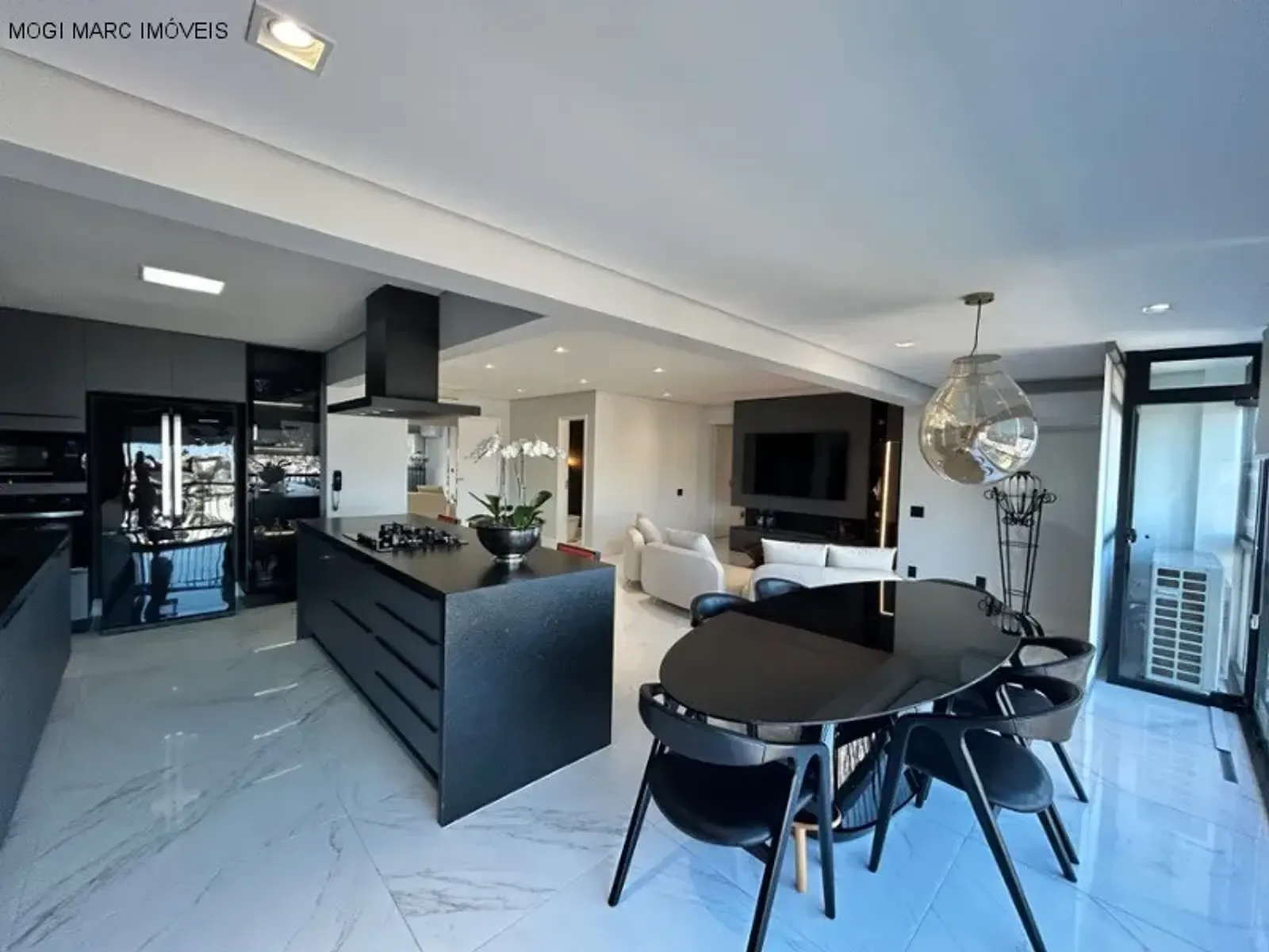 Apartamento de 125 m² com 3 quartos na Vila Industrial, Mogi das Cruzes — foto do imóvel