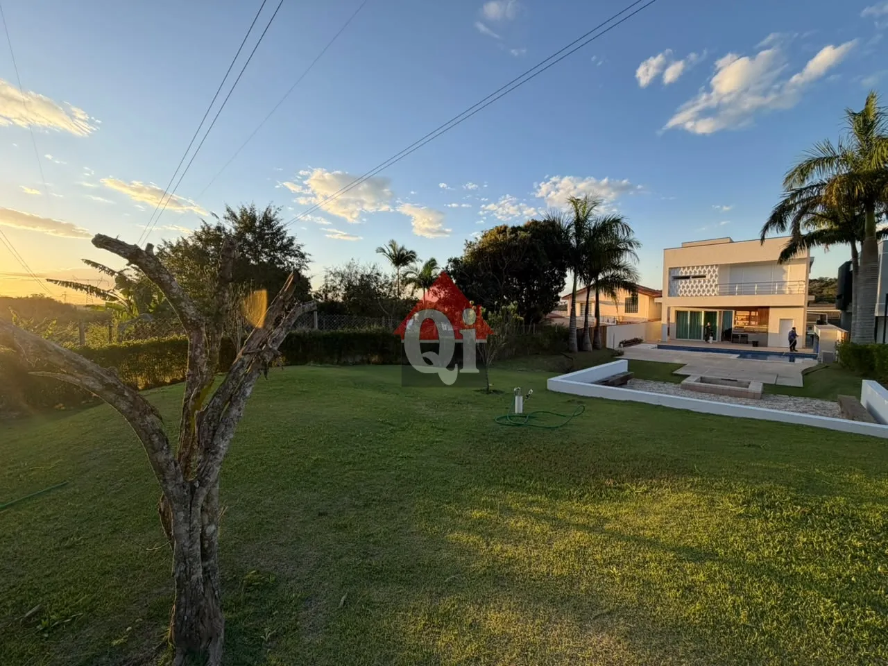 Casa em condomínio com 3 quartos em Ecopark — foto do imóvel
