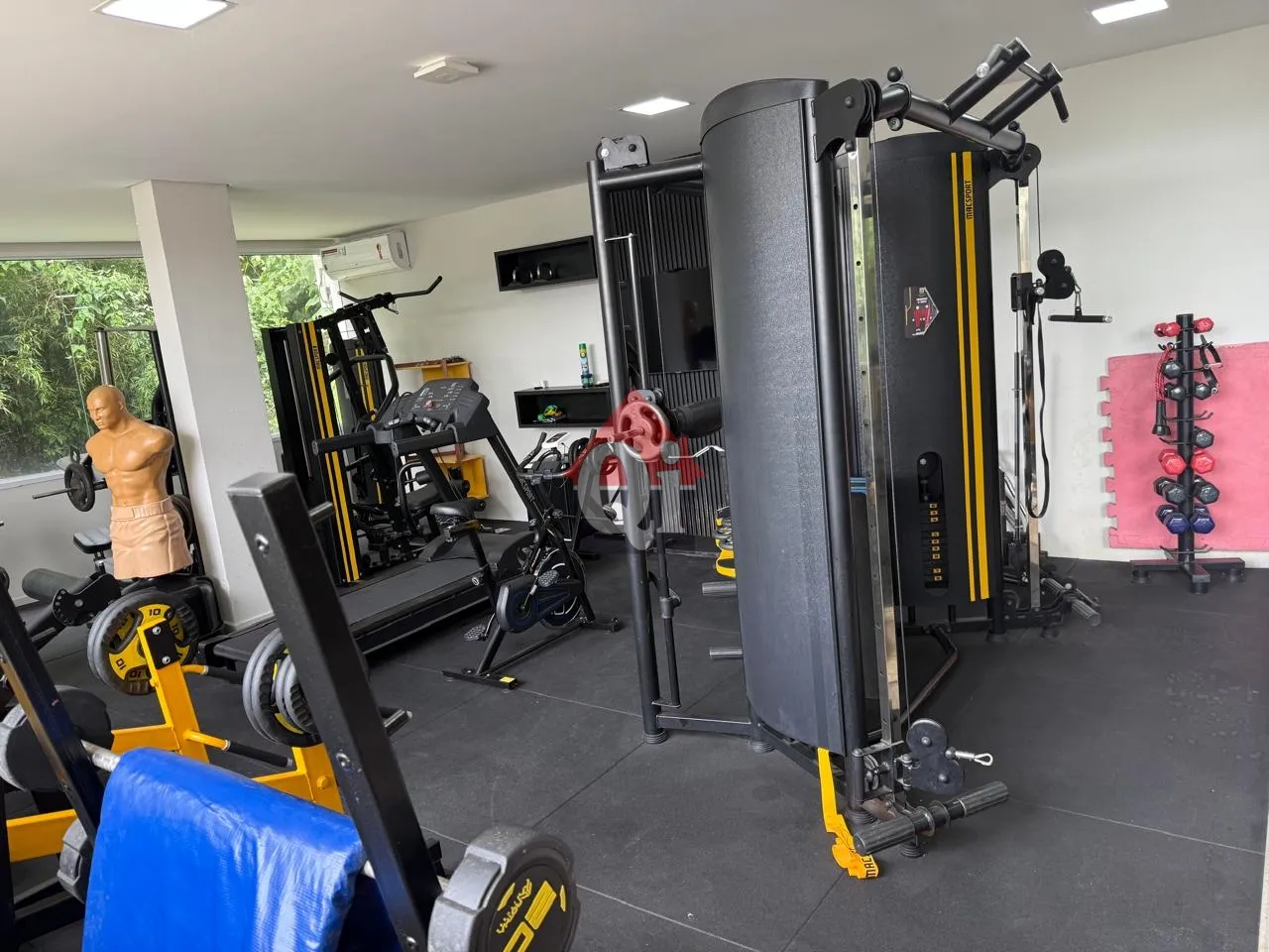 Casa com 5 quartos em Ecopark — foto do imóvel