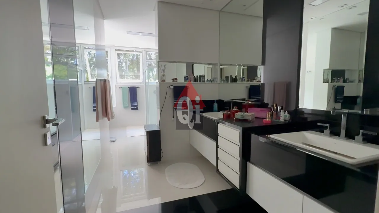 Casa em condomínio com 4 quartos em Lagos — foto do imóvel