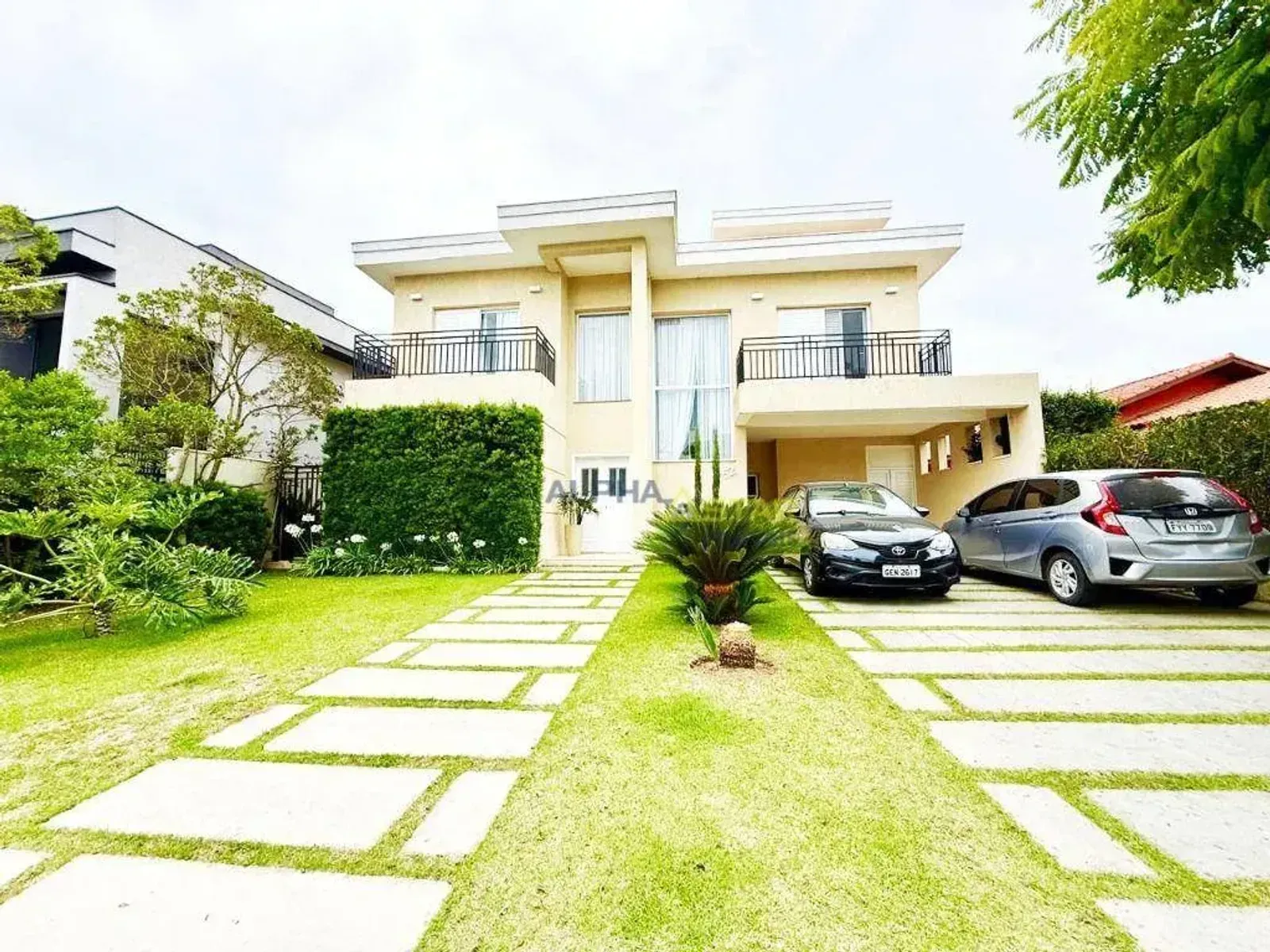 Casa à venda no Suru, Santana de Parnaíba, 250 m² — foto do imóvel